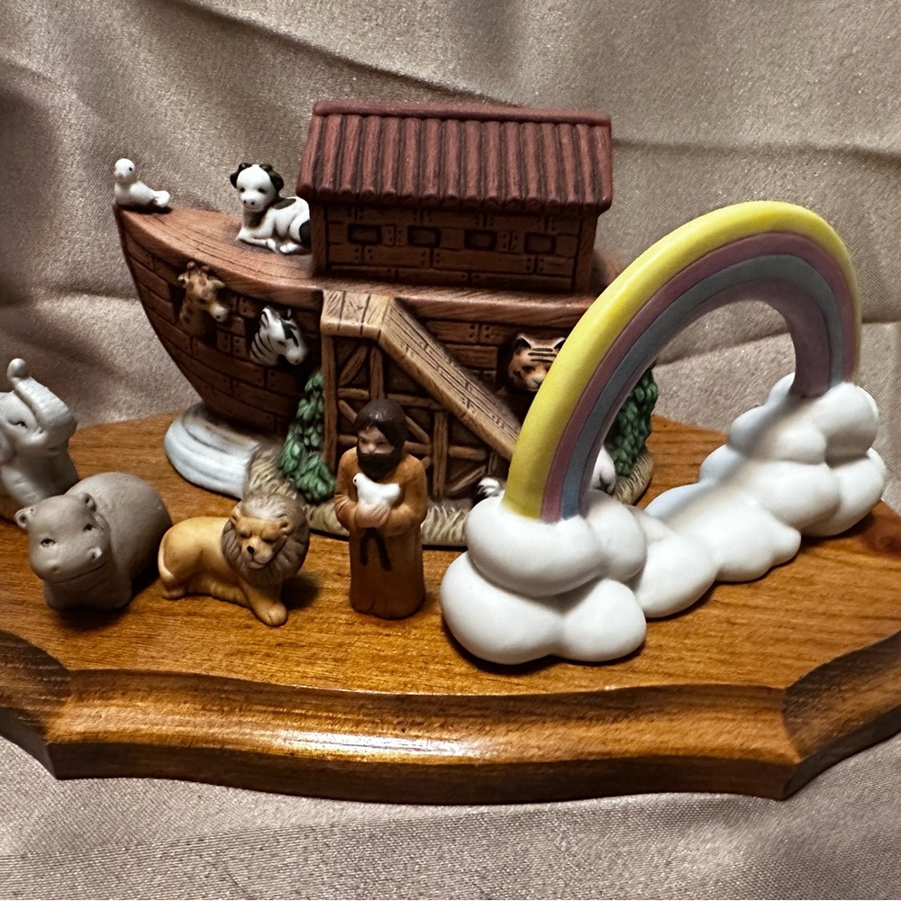 Vintage Homco Noahs Ark Ceramic Set ark, Rainbow, Lion, Hippo, Elephant Noah